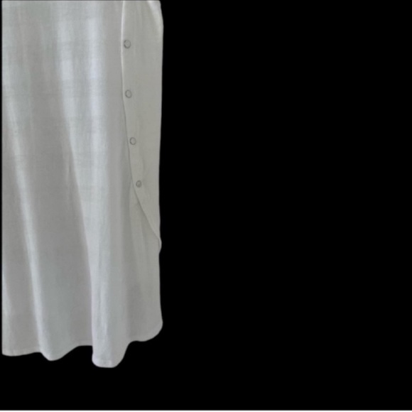 Theory White Side Snap Long Sleeve Tee Size Small - Picture 7 of 9